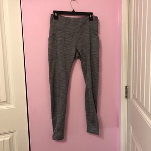 Mondetta luxury & performance leggings in gray size Medium